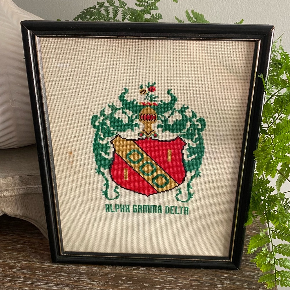Vtg Alpha Gamma Delta Handmade‎ Cross Stitch Sorority Crest Coat of Arms Framed - Picture 2 of 5